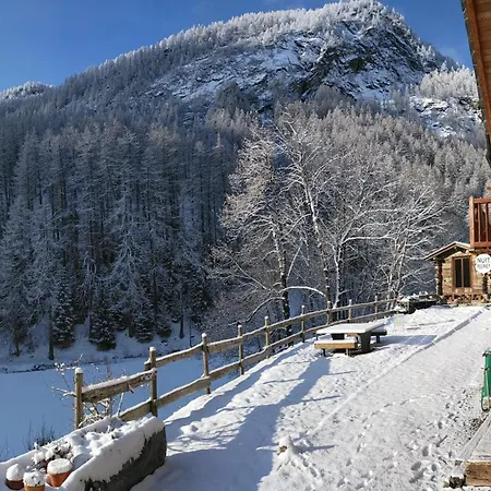 Nuit A Pleiney Bed & Breakfast *